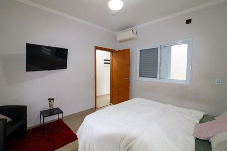 Casa para alugar com 256m², 4 quartos e 3 vagas