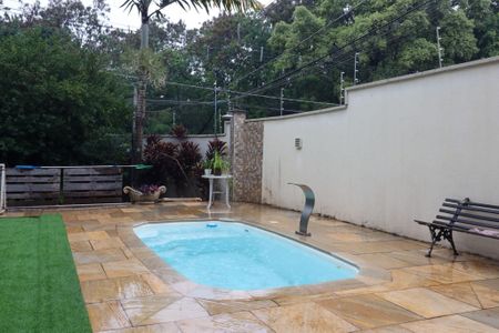 Casa à venda com 4 quartos, 256m² em Residencial Burato, Campinas