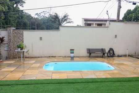Casa para alugar com 256m², 4 quartos e 3 vagas