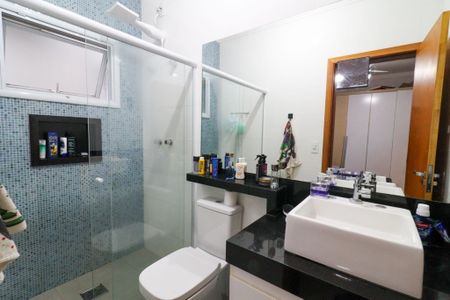 Casa à venda com 4 quartos, 256m² em Residencial Burato, Campinas