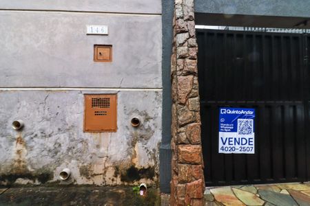 Casa para alugar com 256m², 4 quartos e 3 vagas