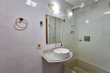 Apartamento para alugar com 92m², 2 quartos e 1 vaga Apartamento para alugar com 92m², 2 quartos e 1 vagaBanheiro