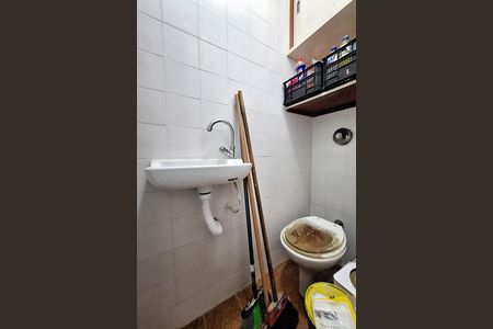 Apartamento para alugar com 92m², 2 quartos e 1 vaga Apartamento para alugar com 92m², 2 quartos e 1 vagaBanheiro de serviço