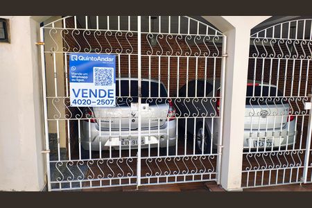 Casa à venda com 197m², 5 quartos e 3 vagas Casa à venda com 197m², 5 quartos e 3 vagasplaca