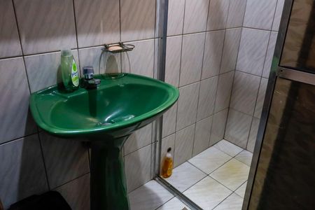 Casa à venda com 197m², 5 quartos e 3 vagas Casa à venda com 197m², 5 quartos e 3 vagasBanheiro 1