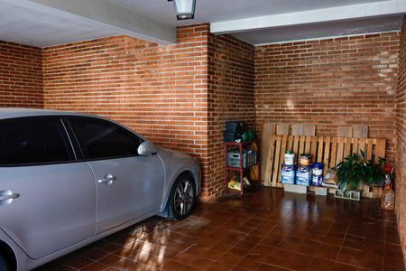 Casa à venda com 197m², 5 quartos e 3 vagas Casa à venda com 197m², 5 quartos e 3 vagasGaragem
