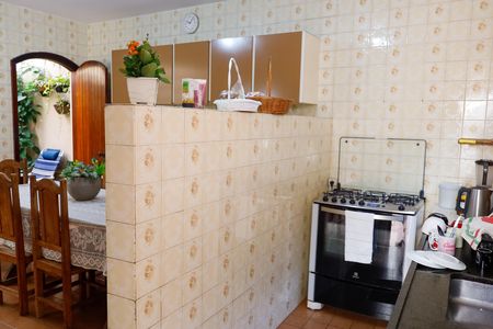 Casa à venda com 197m², 5 quartos e 3 vagas Casa à venda com 197m², 5 quartos e 3 vagasCozinha