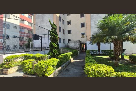 Área comum de apartamento para alugar com 2 quartos, 43m² em Jardim Laura, Ferraz de Vasconcelos