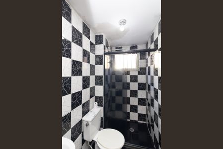 Banheiro de apartamento para alugar com 2 quartos, 43m² em Jardim Laura, Ferraz de Vasconcelos