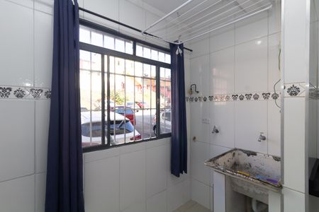 Apartamento para alugar com 43m², 2 quartos e 1 vaga Apartamento para alugar com 43m², 2 quartos e 1 vagaCozinha e Área de Serviço