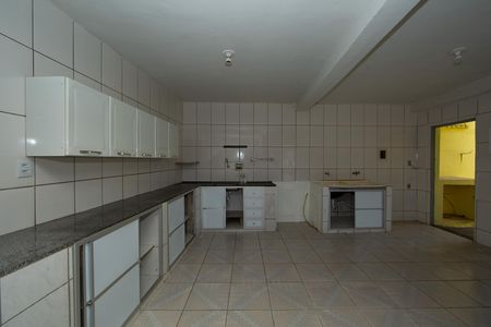 Casa para alugar com 248m², 3 quartos e 1 vaga Casa para alugar com 248m², 3 quartos e 1 vagaCOZINHA