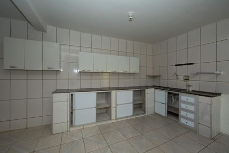 Casa para alugar com 248m², 3 quartos e 1 vaga Casa para alugar com 248m², 3 quartos e 1 vagaCOZINHA
