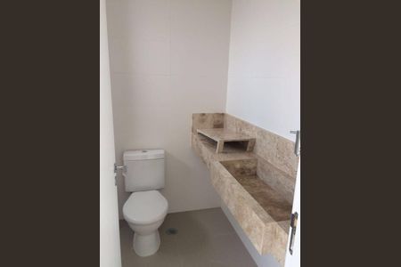 Banheiro de apartamento à venda com 3 quartos, 74m² em Vila Guarani (Zona Sul), São Paulo
