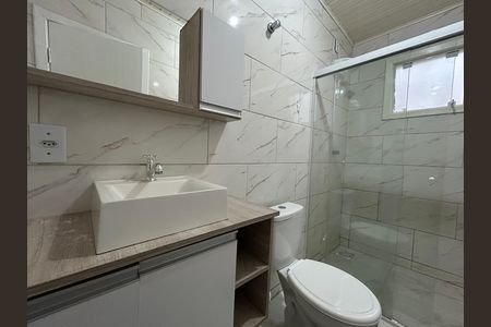 Banheiro  de apartamento para alugar com 2 quartos, 40m² em Alto Ribeirão Leste, Florianópolis