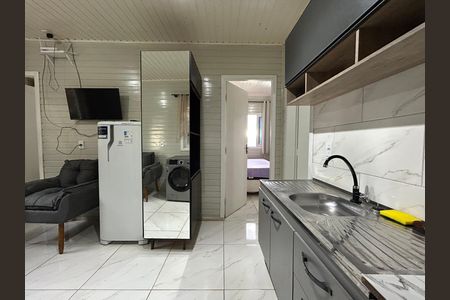 Cozinha  de apartamento para alugar com 2 quartos, 40m² em Alto Ribeirão Leste, Florianópolis