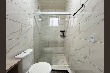 Banheiro  de apartamento para alugar com 2 quartos, 40m² em Alto Ribeirão Leste, Florianópolis