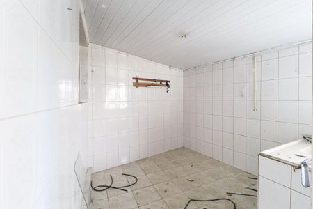 Casa à venda com 224m², 2 quartos e 2 vagas Casa à venda com 224m², 2 quartos e 2 vagasCozinha