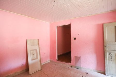 Casa à venda com 224m², 2 quartos e 2 vagas Casa à venda com 224m², 2 quartos e 2 vagasSala