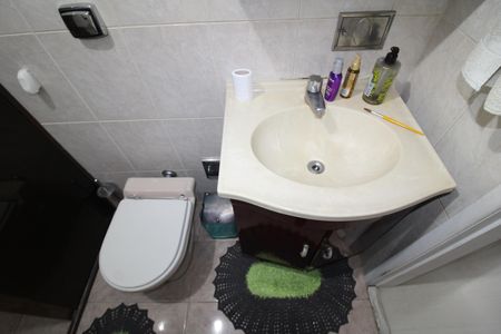 Banheiro de apartamento à venda com 2 quartos, 54m² em Vila Bandeirantes, São Paulo