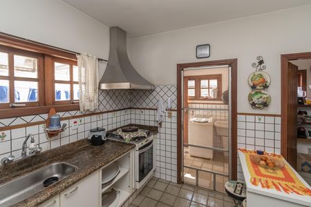 Casa à venda com 270m², 3 quartos e 3 vagas Casa à venda com 270m², 3 quartos e 3 vagasCozinha