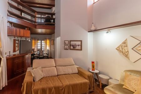 Casa à venda com 3 quartos, 270m² em Vila Miranda, Sumaré
