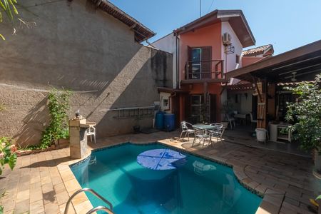 Quintal de casa à venda com 3 quartos, 270m² em Vila Miranda, Sumaré