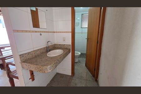 Casa de condomínio para alugar com 250m², 3 quartos e 4 vagas Casa de condomínio para alugar com 250m², 3 quartos e 4 vagasBanheiro social 3