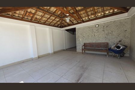 Garagem de casa para alugar com 3 quartos, 250m² em Dos Ipês, Vespasiano