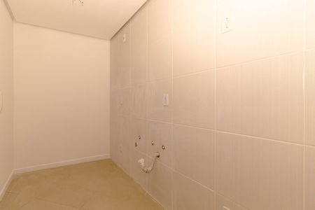 Cozinha de apartamento para alugar com 1 quarto, 50m² em Passo d’Areia, Porto Alegre
