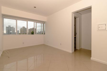 Sala de apartamento para alugar com 1 quarto, 50m² em Passo d’Areia, Porto Alegre