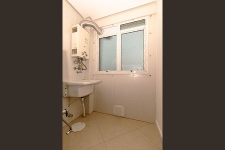 Área de serviço de apartamento para alugar com 1 quarto, 50m² em Passo d’Areia, Porto Alegre