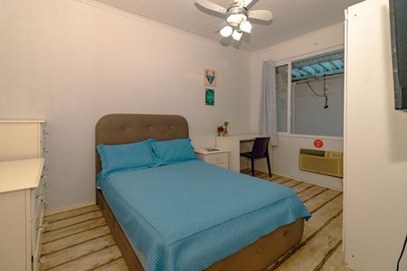 Quarto de apartamento para alugar com 1 quarto, 75m² em Moinhos de Vento, Porto Alegre
