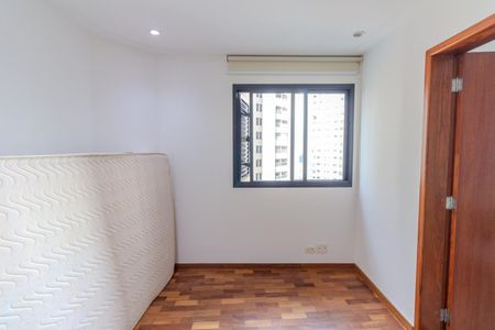 Apartamento à venda com 168m², 2 quartos e 3 vagas Apartamento à venda com 168m², 2 quartos e 3 vagasQuarto