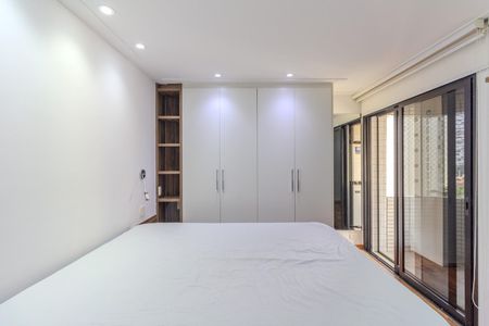Apartamento à venda com 168m², 2 quartos e 3 vagas Apartamento à venda com 168m², 2 quartos e 3 vagasQuarto