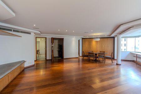 Apartamento à venda com 168m², 2 quartos e 3 vagas Apartamento à venda com 168m², 2 quartos e 3 vagasSala