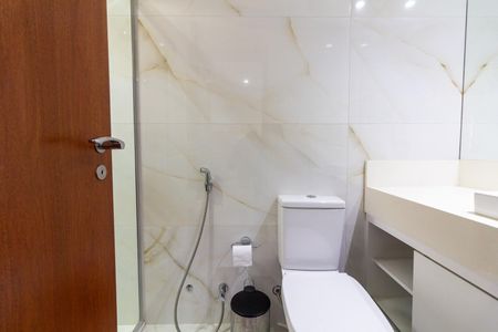 Apartamento à venda com 168m², 2 quartos e 3 vagas Apartamento à venda com 168m², 2 quartos e 3 vagasBanheiro