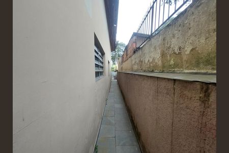 Corredor de casa à venda com 3 quartos, 128m² em Vila Friburgo, São Paulo