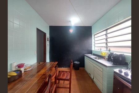 Cozinha de casa à venda com 3 quartos, 128m² em Vila Friburgo, São Paulo