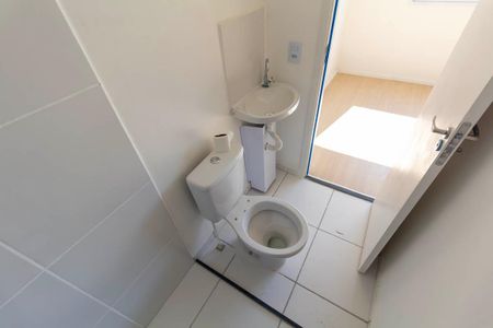Banheiro de kitnet/studio à venda com 1 quarto, 16m² em Vila Granada, São Paulo