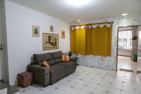 Sala de casa para alugar com 3 quartos, 300m² em Gopouva, Guarulhos