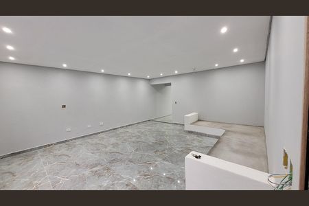 Casa para alugar com 86m², 1 quarto e 2 vagas Casa para alugar com 86m², 1 quarto e 2 vagasSala