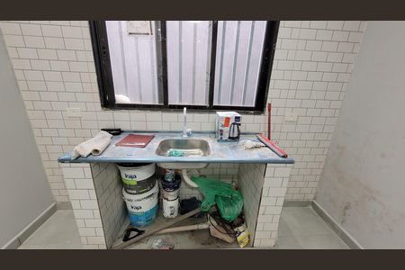 Cozinha de casa para alugar com 1 quarto, 86m² em Jardim Odete, Itaquaquecetuba