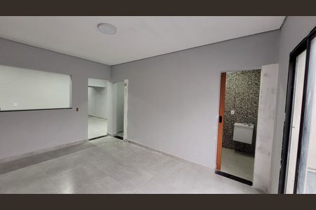 Casa para alugar com 86m², 1 quarto e 2 vagas Casa para alugar com 86m², 1 quarto e 2 vagasSuite
