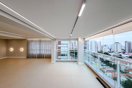 Apartamento à venda com 165m², 2 quartos e 3 vagasVaranda da Sala
