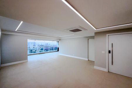 Apartamento à venda com 165m², 2 quartos e 3 vagasSala