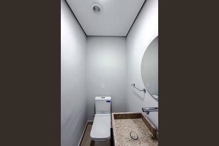 Banheiro de serviço de apartamento à venda com 2 quartos, 165m² em Vila Mariana, São Paulo