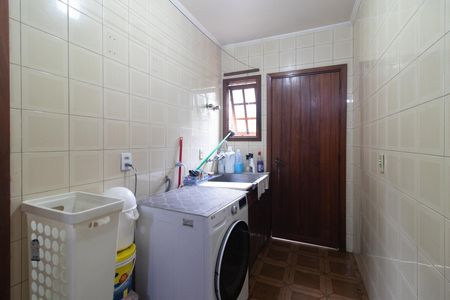 Área de Serviço de casa para alugar com 4 quartos, 350m² em Camaquã, Porto Alegre