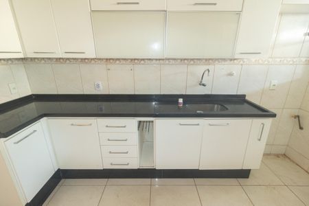Cozinha e Área de Serviço de casa para alugar com 2 quartos, 163m² em Campo Grande, Rio de Janeiro