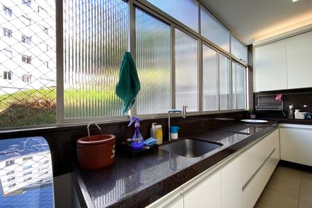 Apartamento à venda com 130m², 3 quartos e 2 vagasÁrea de Serviço