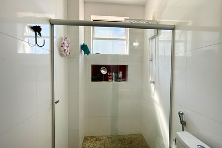 Apartamento à venda com 130m², 3 quartos e 2 vagasBanheiro